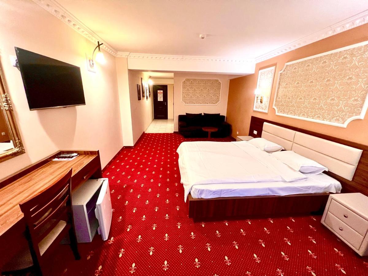 Hotel Complex Azar Galaţi Exteriér fotografie